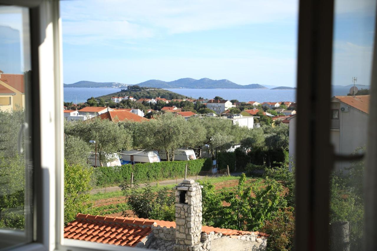 Apartmani Sarlija Pakoštane Exterior foto