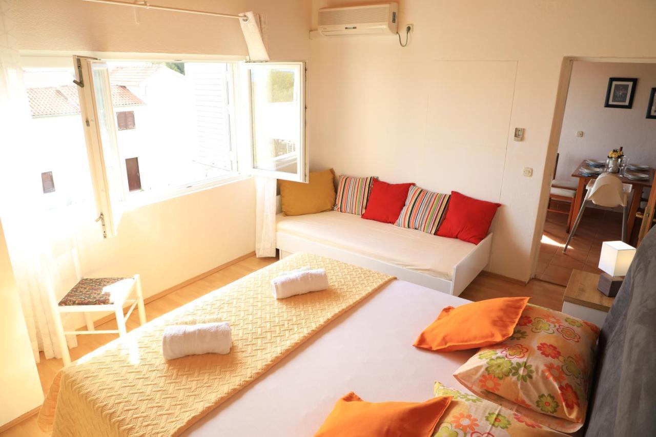 Apartmani Sarlija Pakoštane Exterior foto